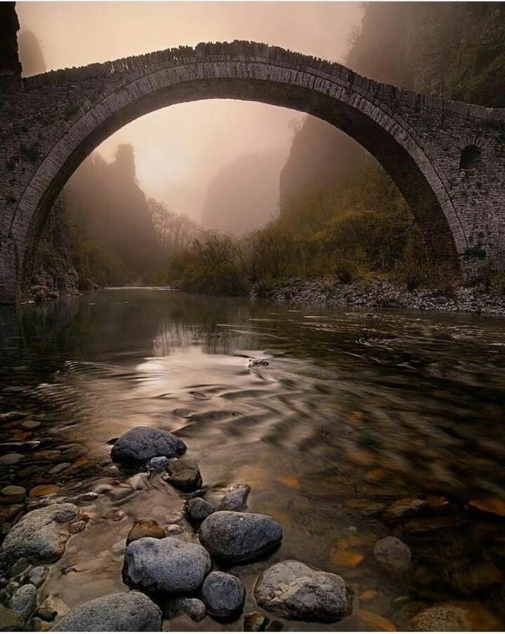 Mystic Lake Koukkoúlion Dış mekan fotoğraf